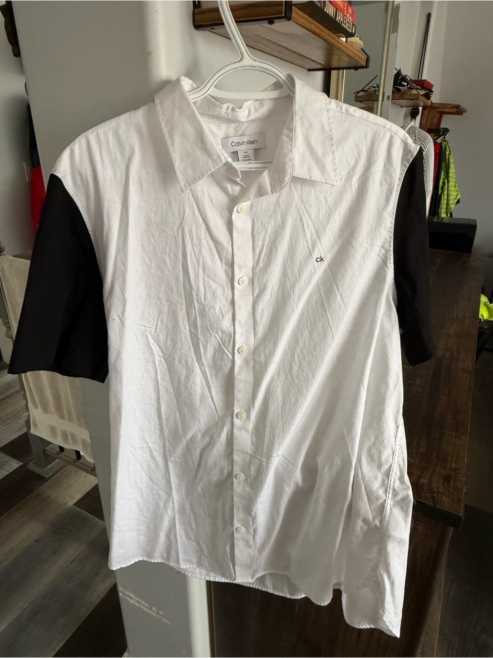 Calvin Klein White Short-Sleeve Button-Down Shirt with Black Sleeves